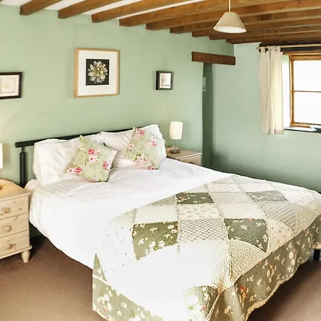 Shires Rest - Family In Cornwall With Garden And Magnificent V ホテル